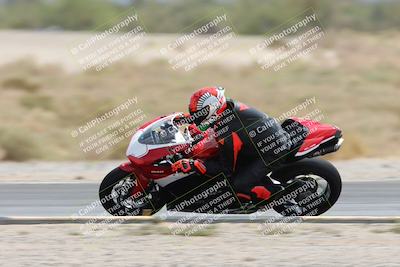 media/May-05-2025-Moto Forza (Mon) [[3c1838c5e5]]/2-B Group/Session 3 (Panning Test Turn 14 Inside)/